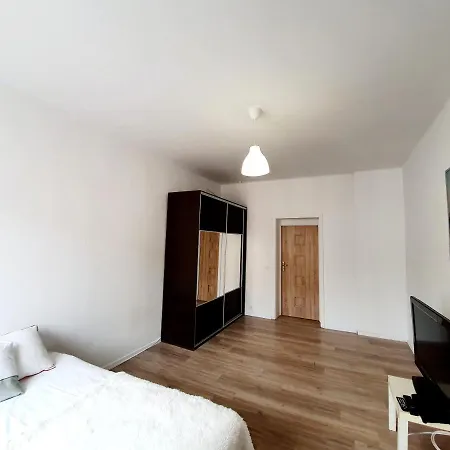 Pokoje Na Swietojanskiej Apartment Gdynia